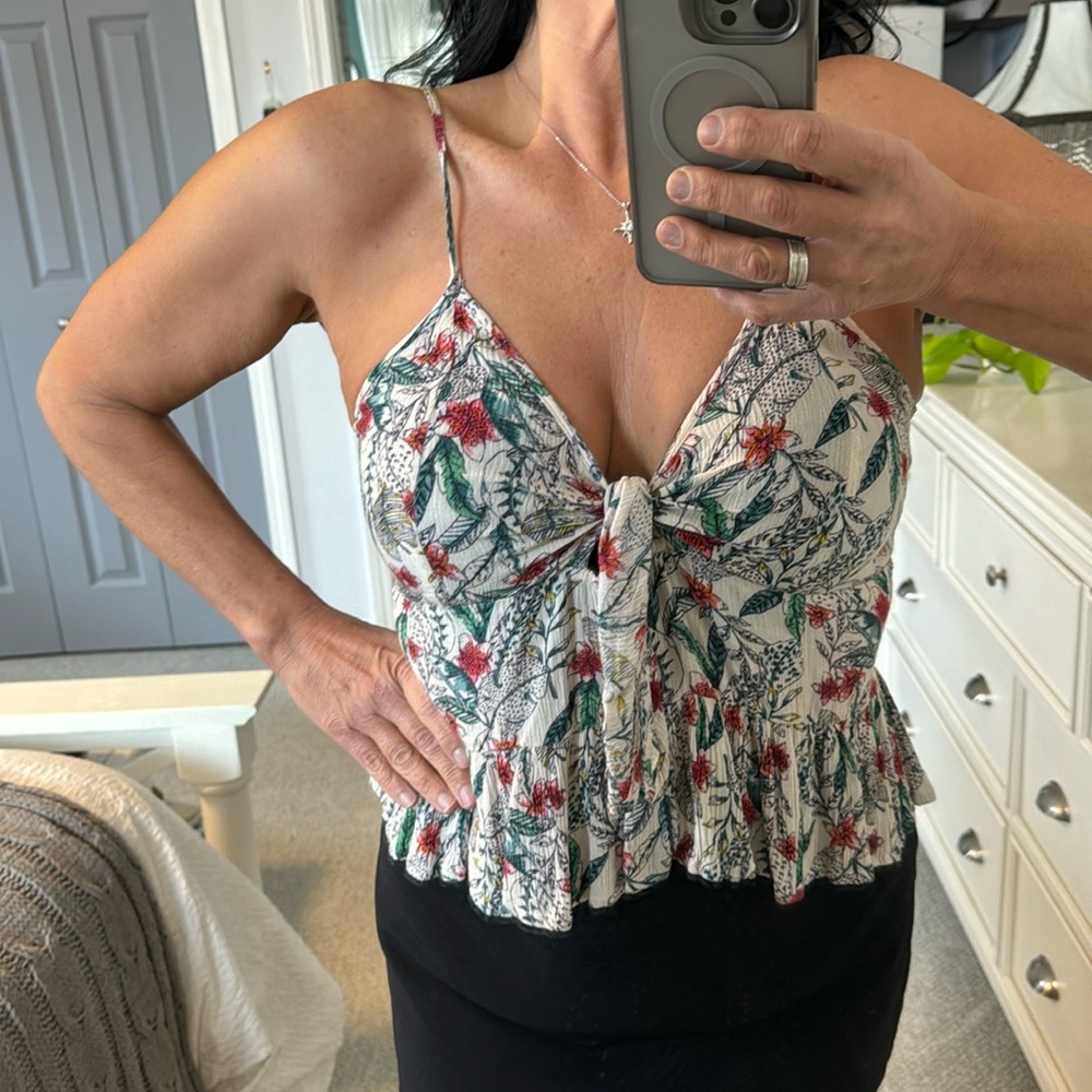 Patrons of peace, Brand BoHo style women’s top. Size L. Bin 8